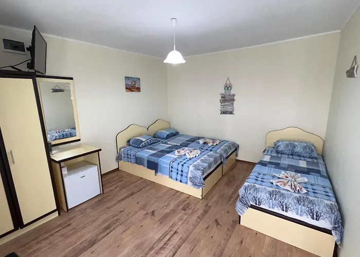 Sun 招待所 希典